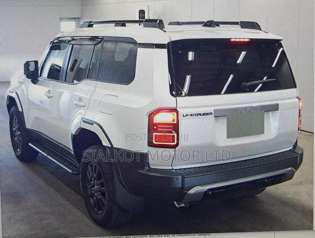 Toyota Land Cruiser LC250 2024 White