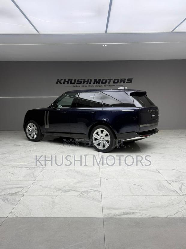 Land Rover Range Rover 2022 Blue