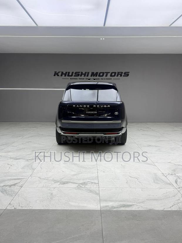 Land Rover Range Rover 2022 Blue