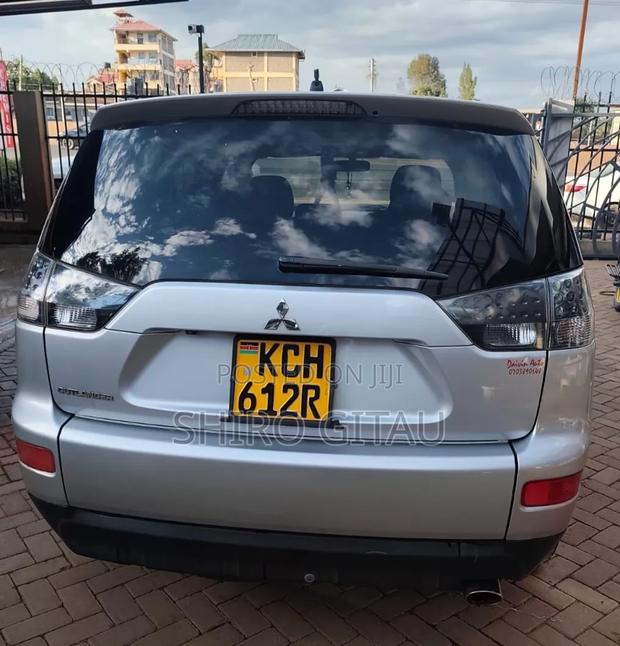 Mitsubishi Outlander 2009 Silver