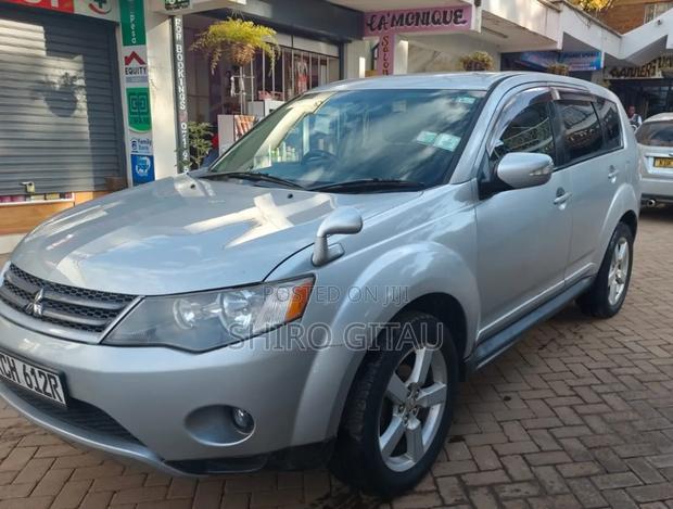 Mitsubishi Outlander 2009 Silver
