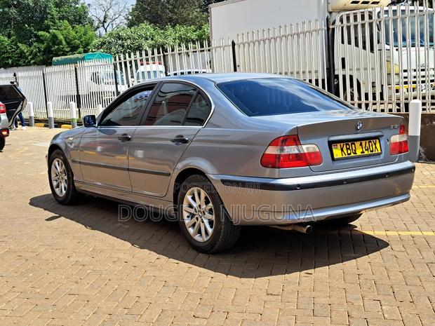 BMW 318i 2004 Gray