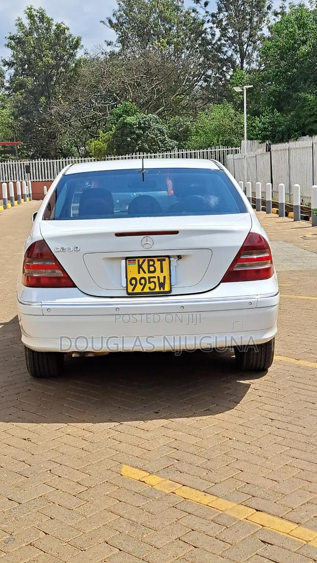 Mercedes-Benz C230 2005 White