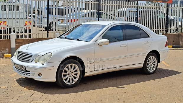 Mercedes-Benz C230 2005 White