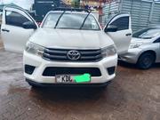 Toyota Hilux 2023 White for sale