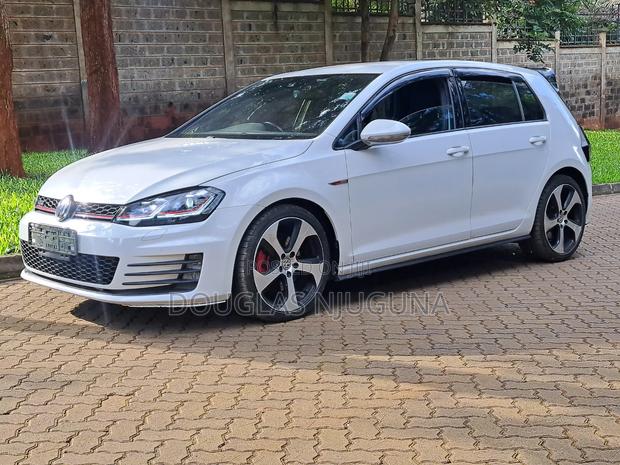 Volkswagen Golf GTI 2015 White