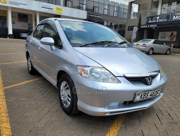 Honda Fit 2006 Silver