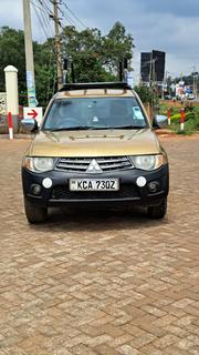 Mitsubishi L200 2015 Gold for sale
