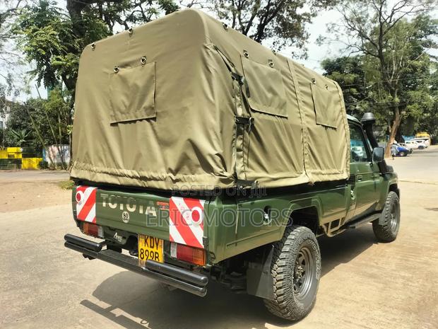 Toyota Land Cruiser 2007 Green