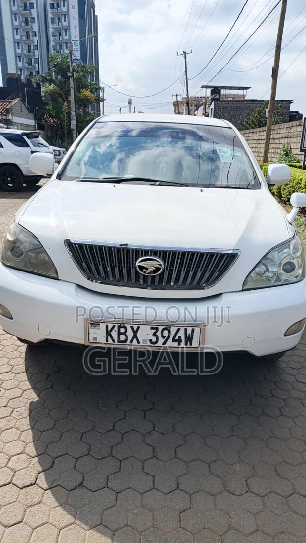 Toyota Harrier 2006 White