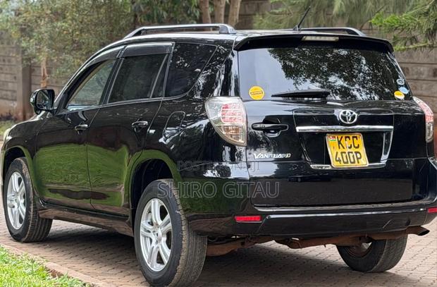 Toyota Vanguard 2008 Black
