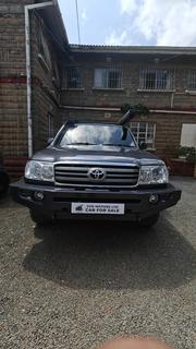 Toyota Land Cruiser 2005 Gray for sale
