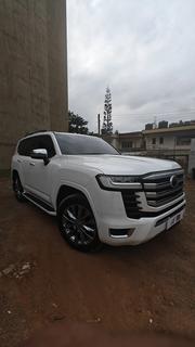 Toyota Land Cruiser 2023 White for sale