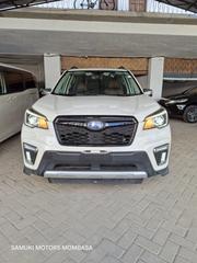 Subaru Forester 2020 White for sale