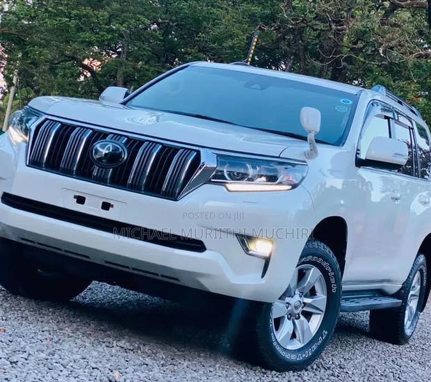 Toyota Land Cruiser Prado 2019 White