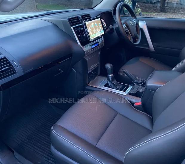 Toyota Land Cruiser Prado 2019 White
