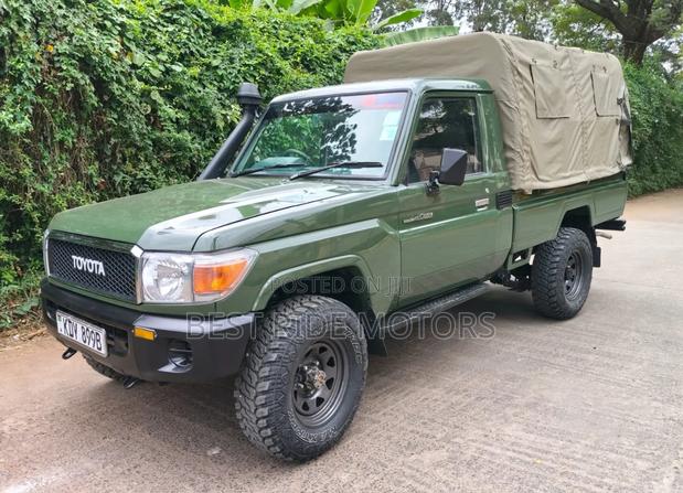 Toyota Land Cruiser 79 Series 2007 Green
