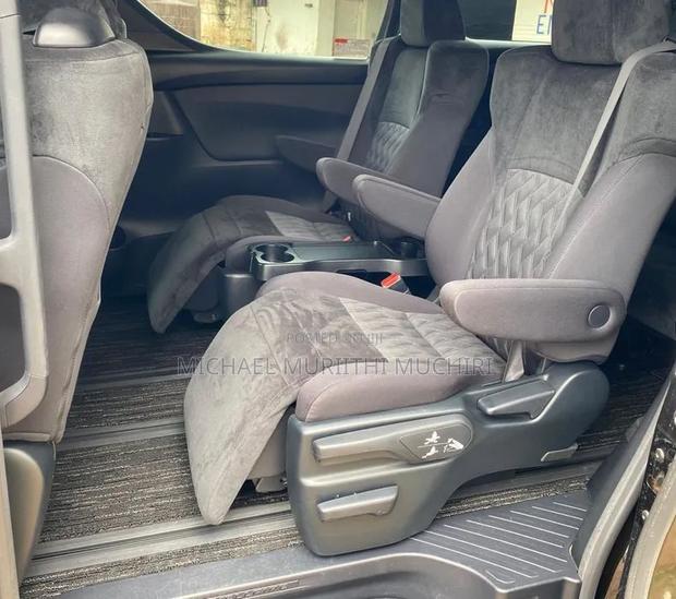 Toyota Alphard 2019 Black