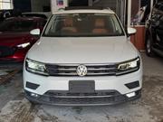 Volkswagen Tiguan 2.0T S AWD 4MOTION 2019 White for sale