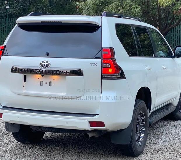 Toyota Land Cruiser Prado 2021 White