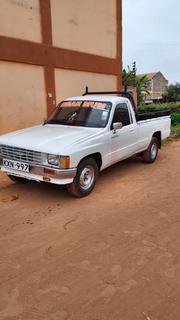 Toyota Hilux 1992 White for sale