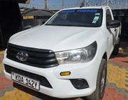 Toyota Hilux 2019 White for sale