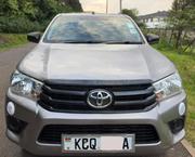 Toyota Hilux 2018 Silver for sale