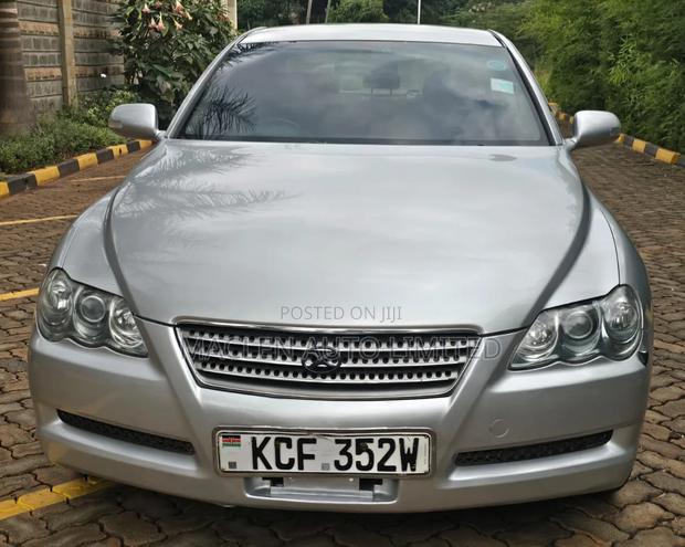 Toyota Mark X 2009 Silver