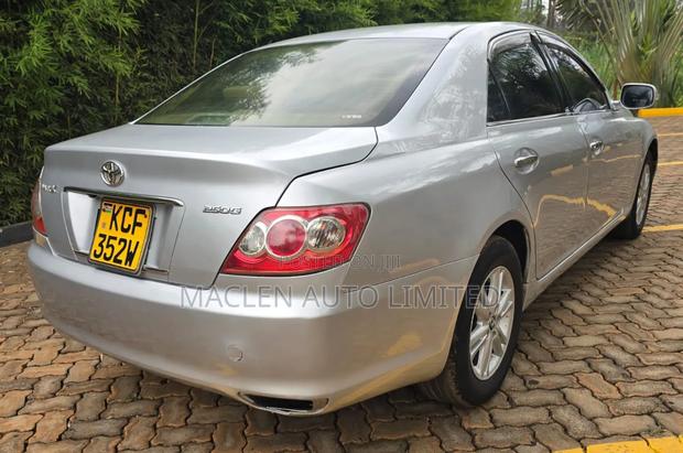 Toyota Mark X 2009 Silver