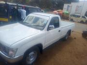 Toyota Hilux 2003 White for sale