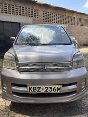 Toyota Voxy 2007 Silver for sale