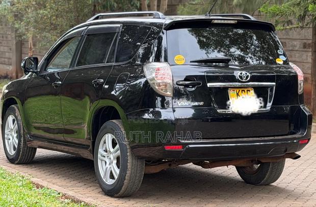 Toyota Vanguard 2008 Black