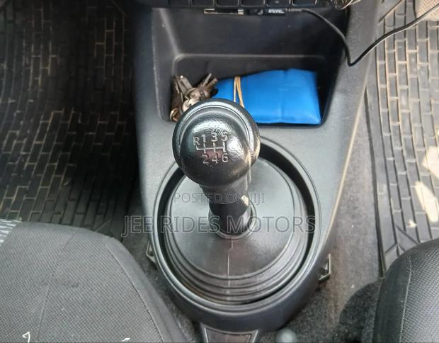 Toyota Hilux 2019 White