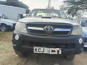 Toyota Hilux 2010 White for sale