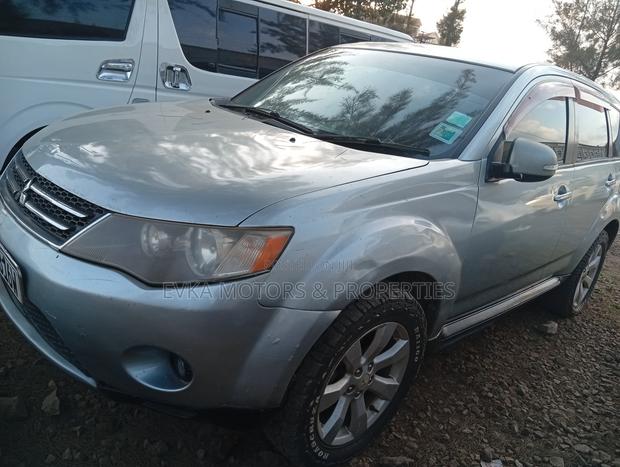 Mitsubishi Outlander 2009 Silver