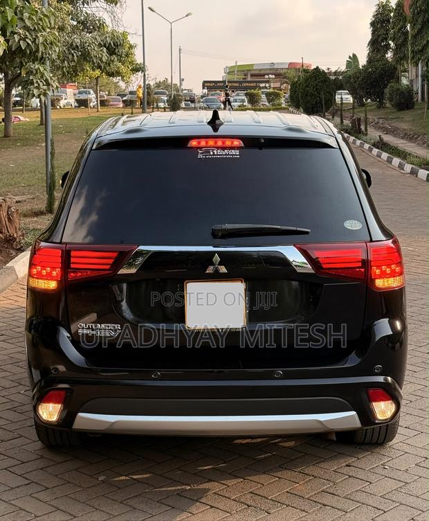 Mitsubishi Outlander 2017 Black