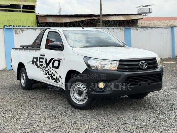 Toyota Hilux Revo Single Cab Deisel 2.4 RWD 2019 Pearl