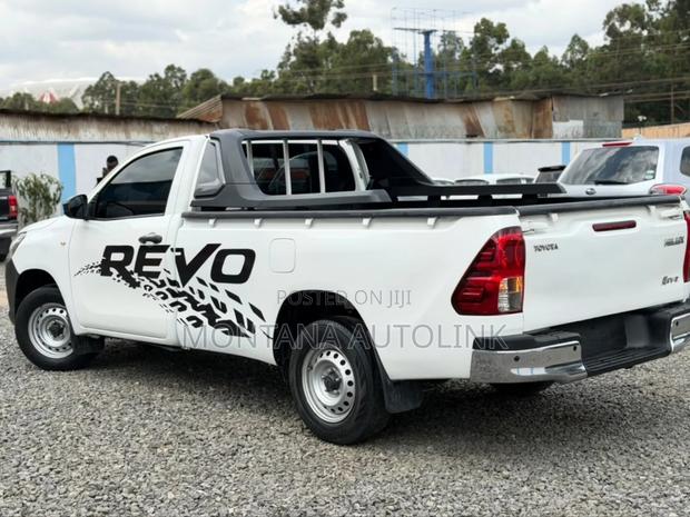Toyota Hilux Revo Single Cab Deisel 2.4 RWD 2019 Pearl