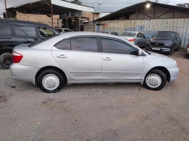 Toyota Premio 2005 Silver