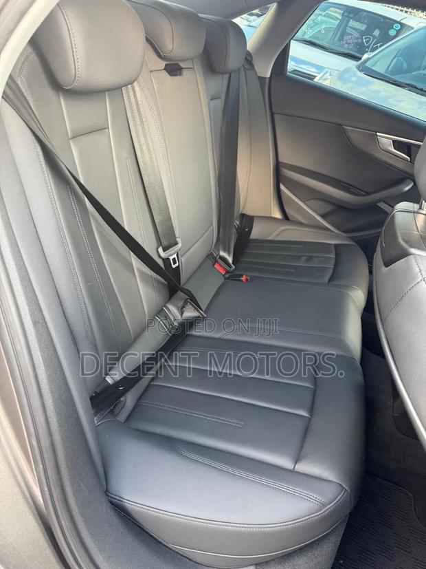 Audi A4 2021 Gray