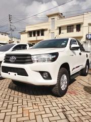 Toyota Hilux 2019 White for sale