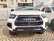 Toyota Hilux 2019 Pearl for sale