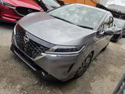 Nissan Note 1.2 Hybrid 2021 Gray for sale