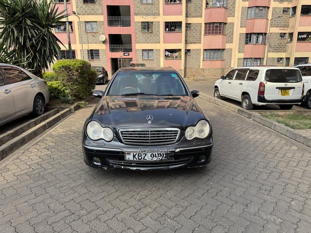 Mercedes-Benz C180 2007 Black