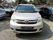 Toyota ISIS 2014 Silver for sale