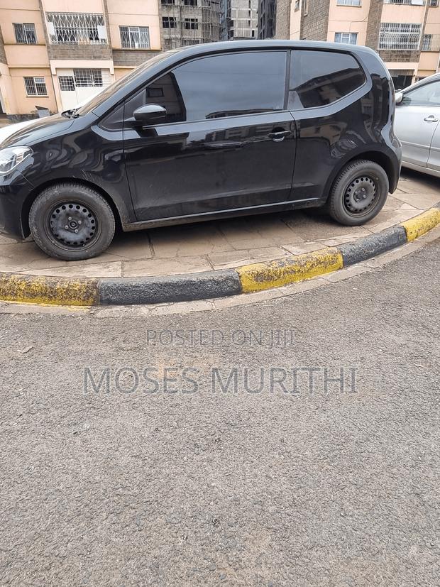 Volkswagen Up 2017 Black