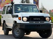 New Toyota Land Cruiser 2024 White for sale