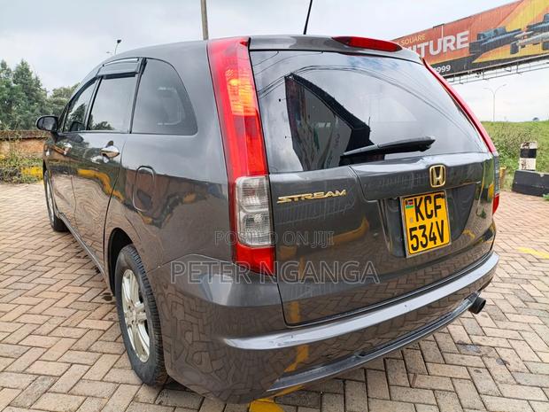 Honda Stream 2008 Gray