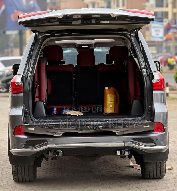 Lexus LX 2015 Gray