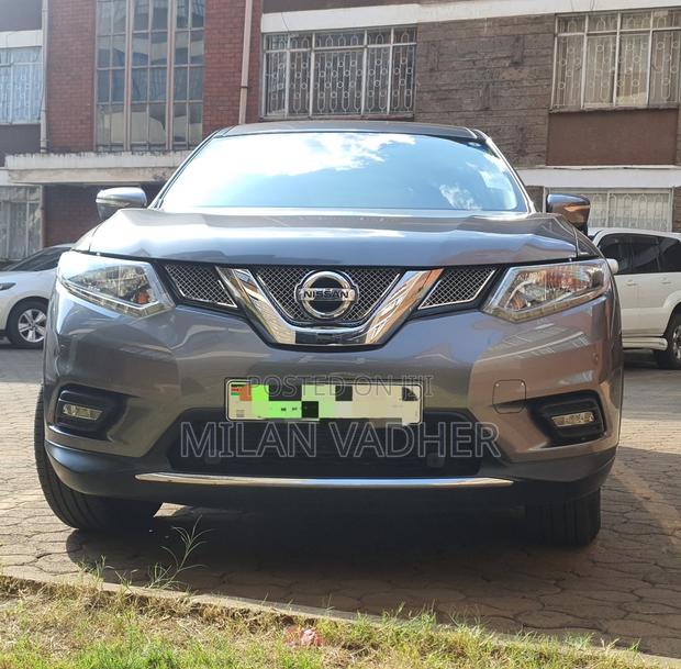 Nissan X-Trail 2.0 Petrol AWD 2015 Gray